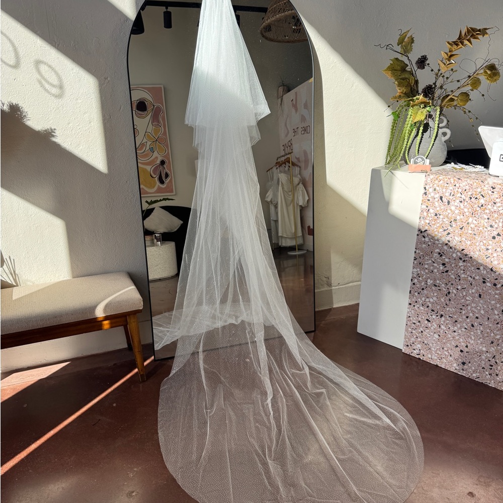 Ziggy Veil with Blusher by Made With Love -  Bridal Veil (Sparkle)
